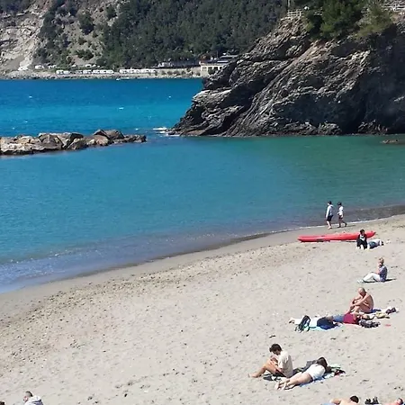 Apartment Enrica Moneglia