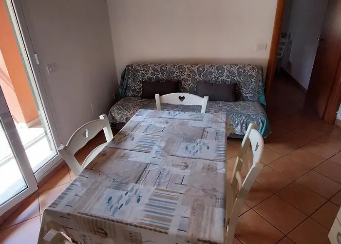 Enrica * مونيلّي